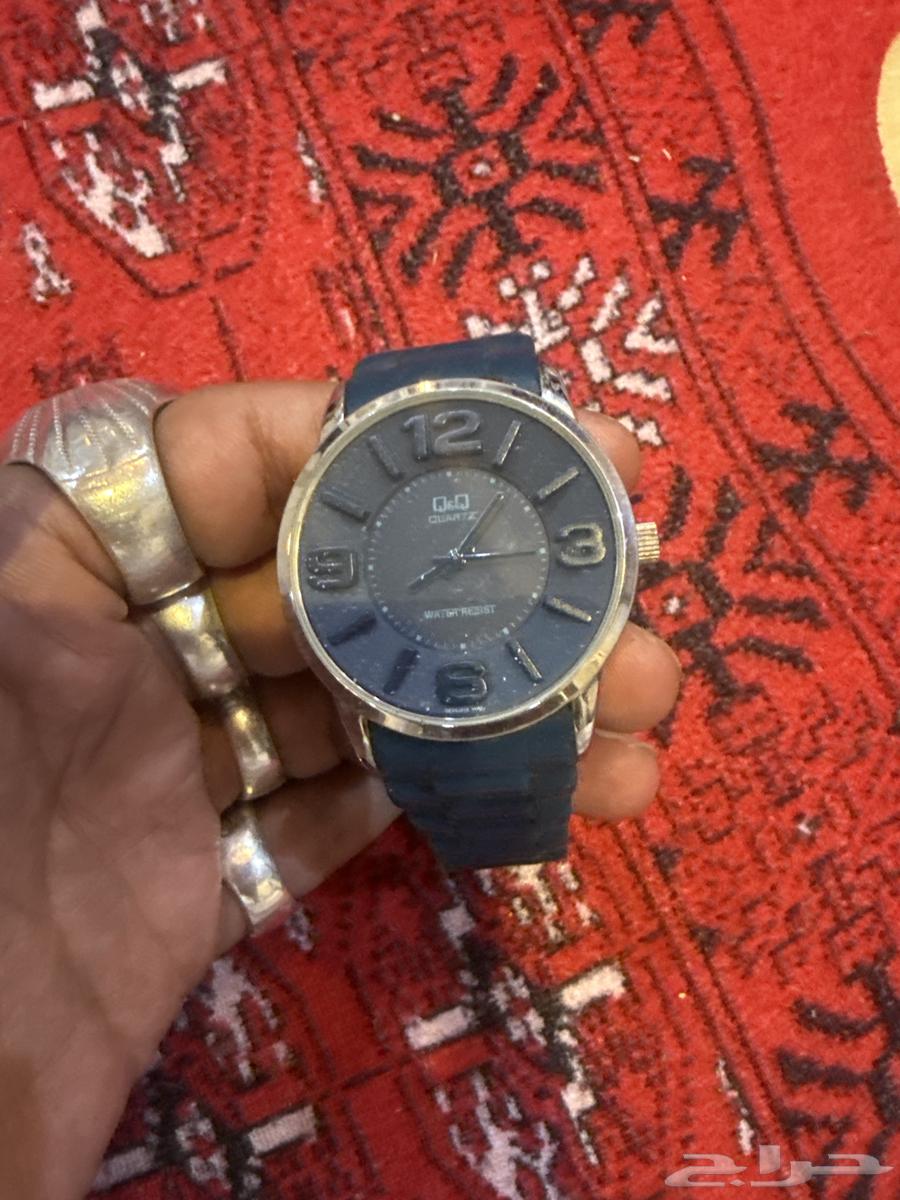 ساعة للبيع على السوم 5064487088429826110