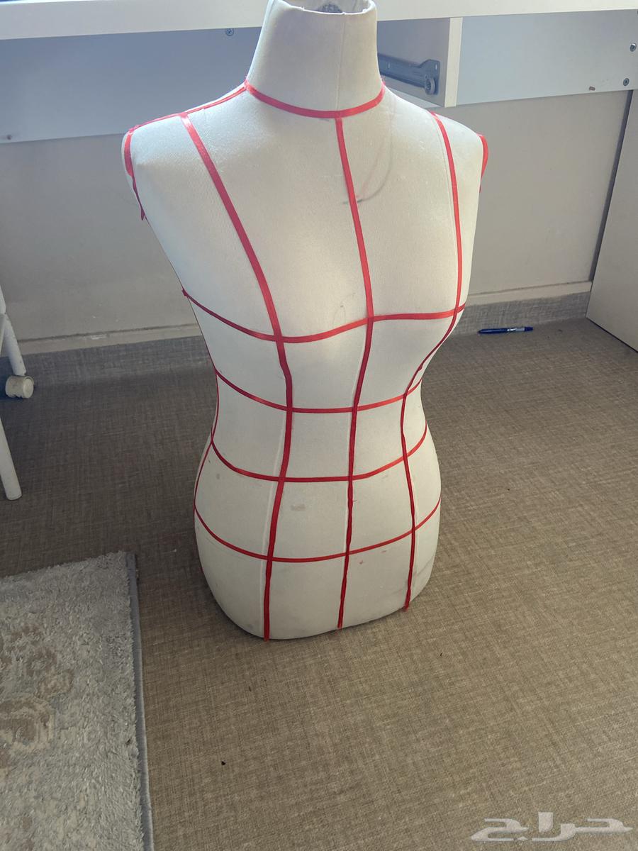 مانيكان مستعمل للتفصيل بدون قاعده فقط الجذع مقاس مديم64490646722177110