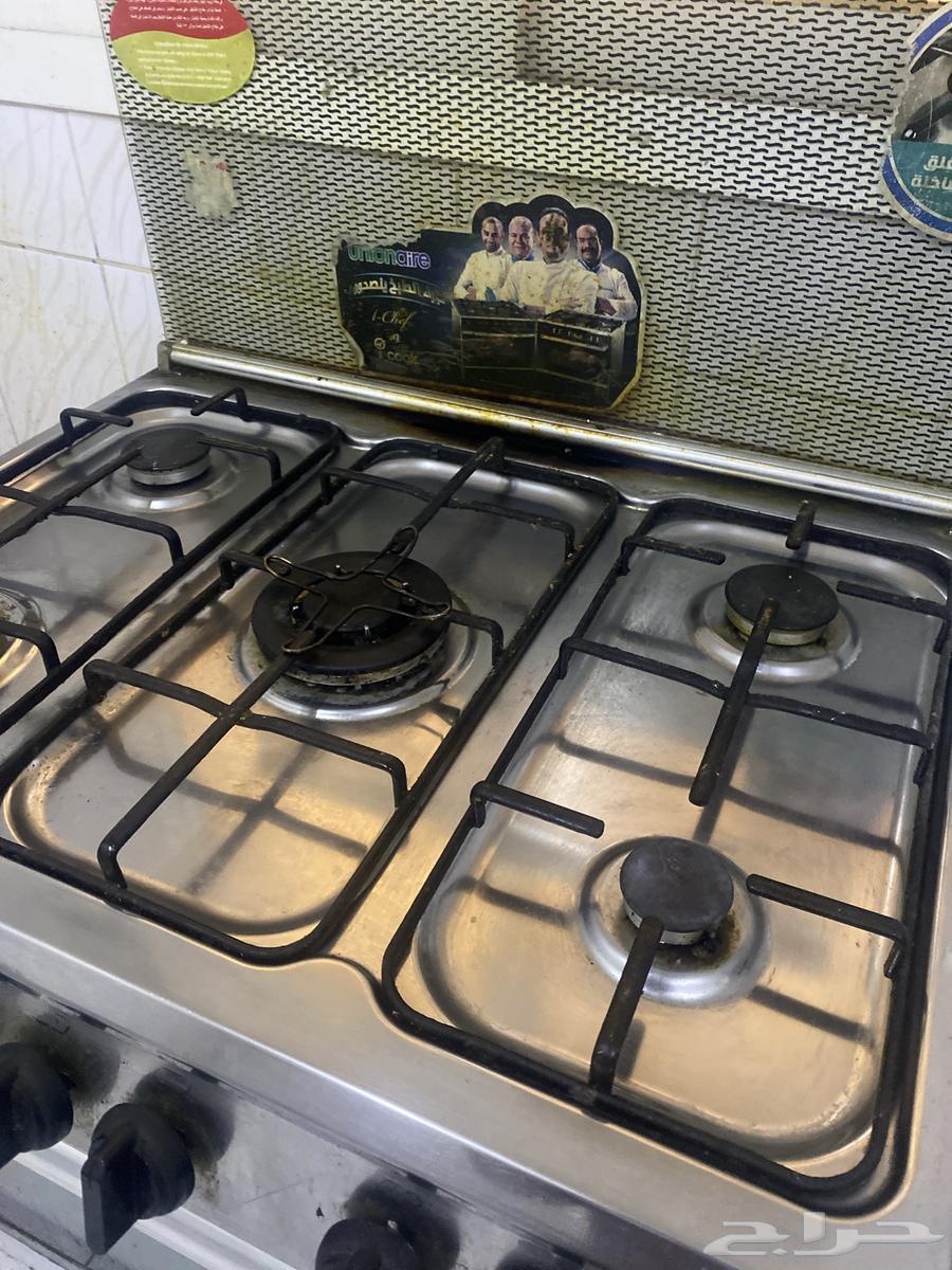 فرن شبه جديد للبيع اعلى سوم الرياض64490082485890110