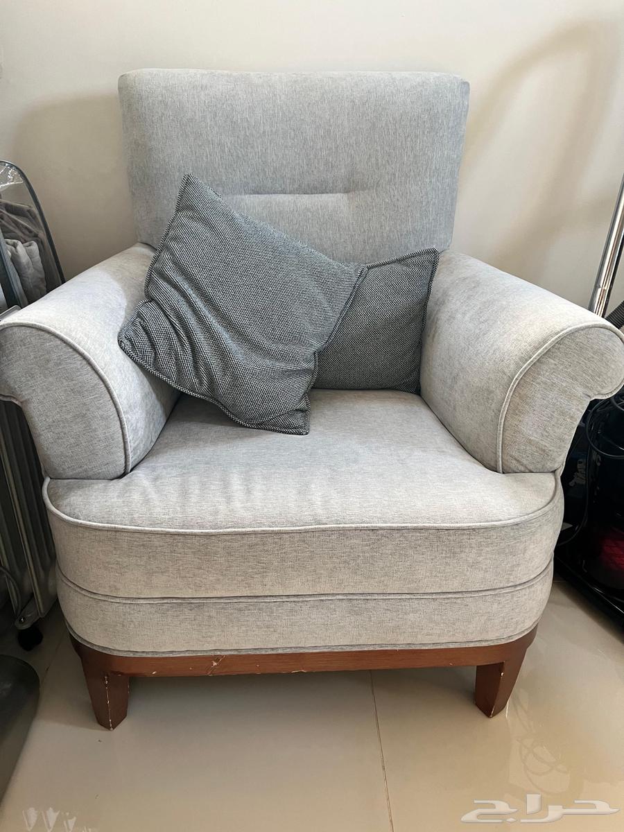 Sofa set with 3 chairs64489447736706112