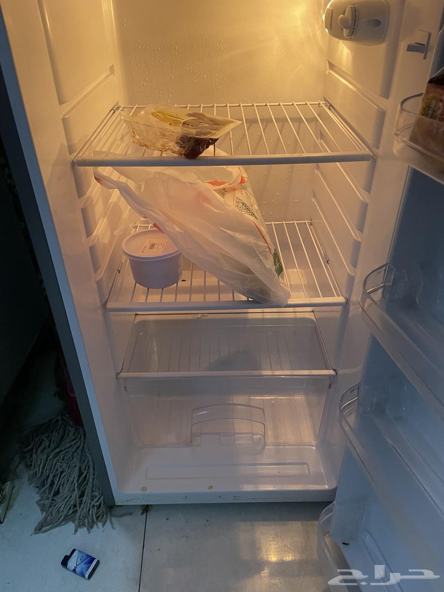 ثلاجه شبه الجديد64489100811011111