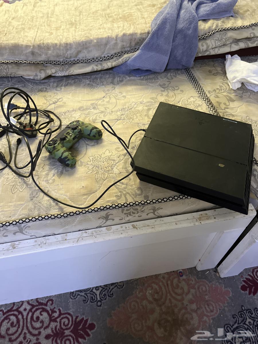 سوني 4 للبيع 600ريال نظيف مع يد وحدة64487978973954110