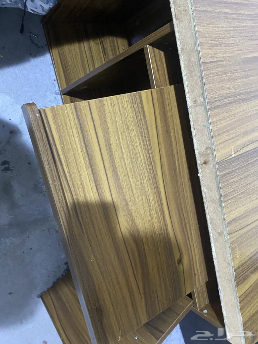 Heavy wooden table that supports weights and sells for 200, negotiable64490951622145114