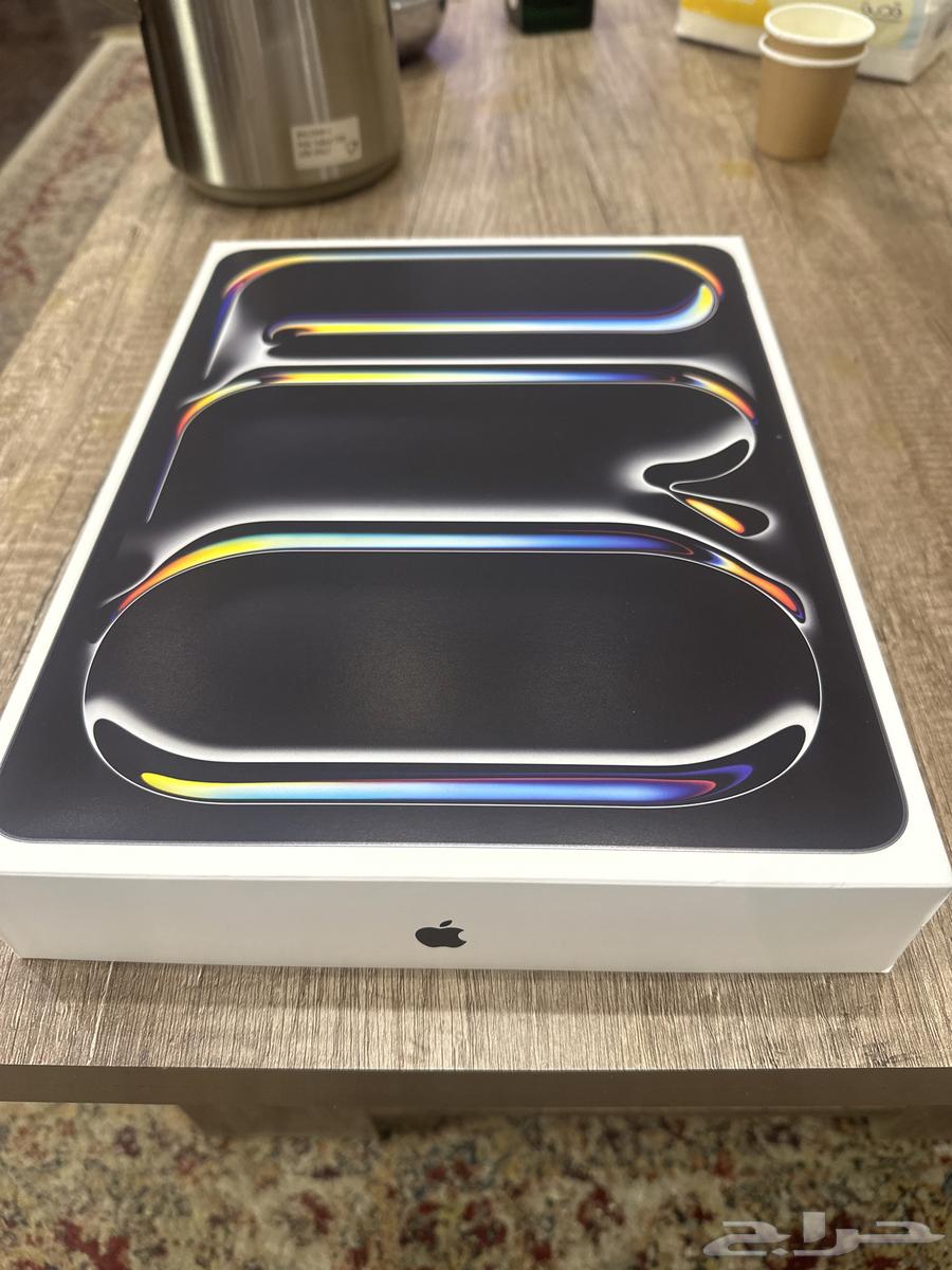 ايباد برو 13انش M4 (شريحة ) 512GB جديد من stc اللون بلاك64489044848770110