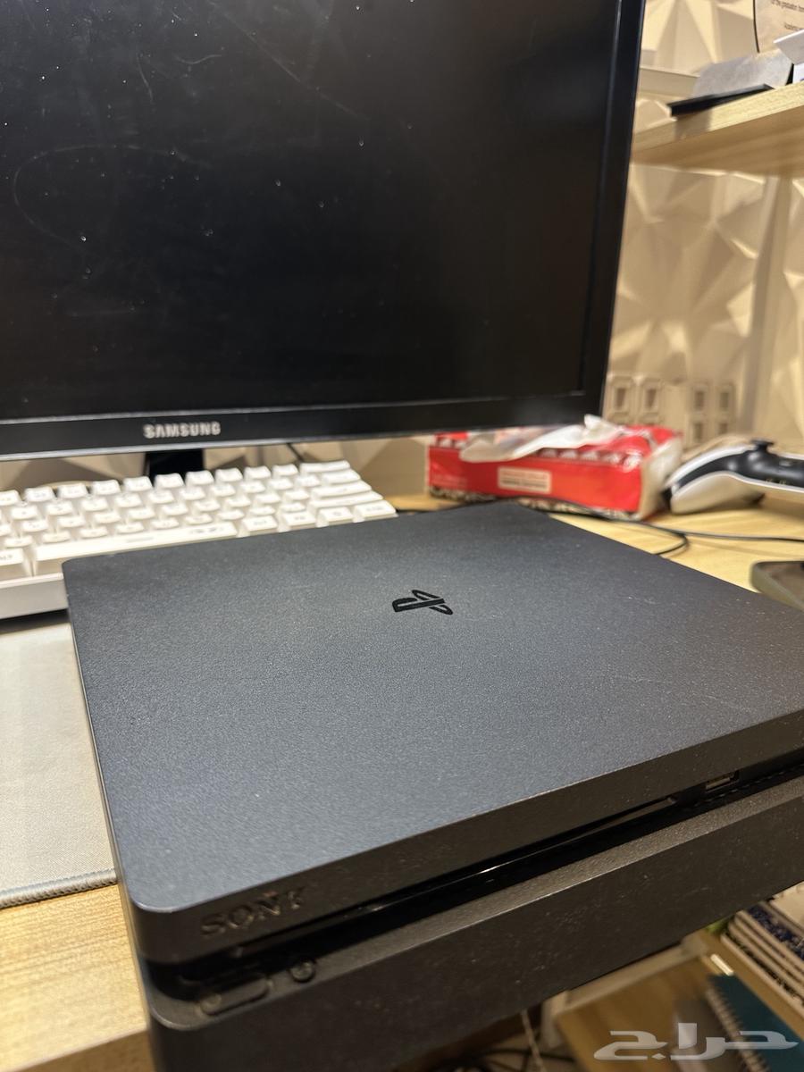 PlayStation 4 (1000GB)64494604847745110