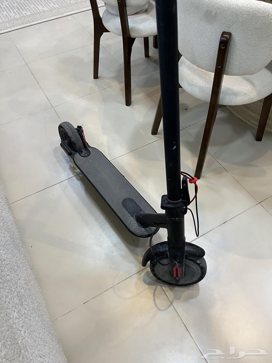سكوتر للبيع شاومي الي يبغاه ترا سعره 35064490220972931113