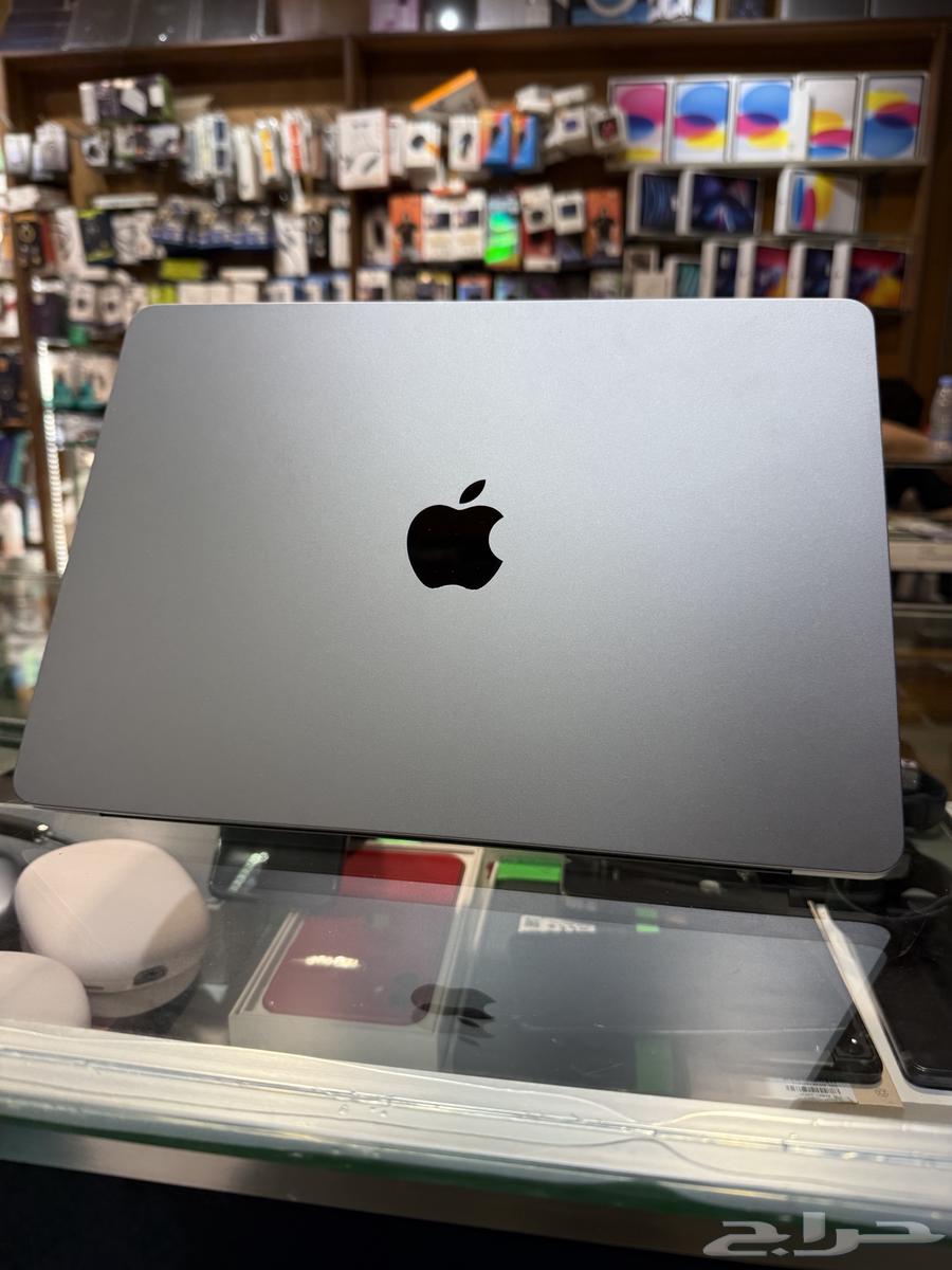 ماك بوك   آير 2024 معالج M2 256 بطارية 99  عدد الدورات 2664493879250307111