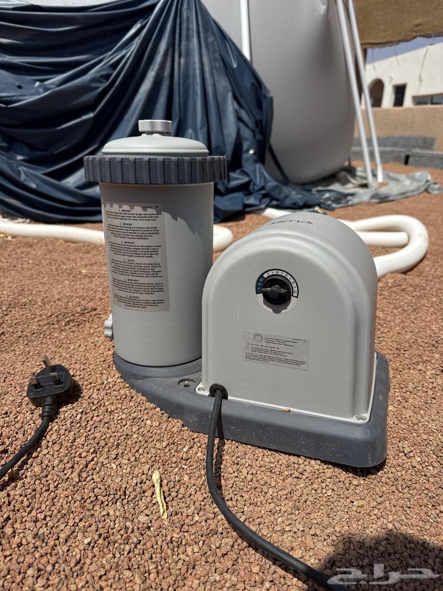 For sale swimming pool 3 x 4 with depth of approximately 16064489378238082112