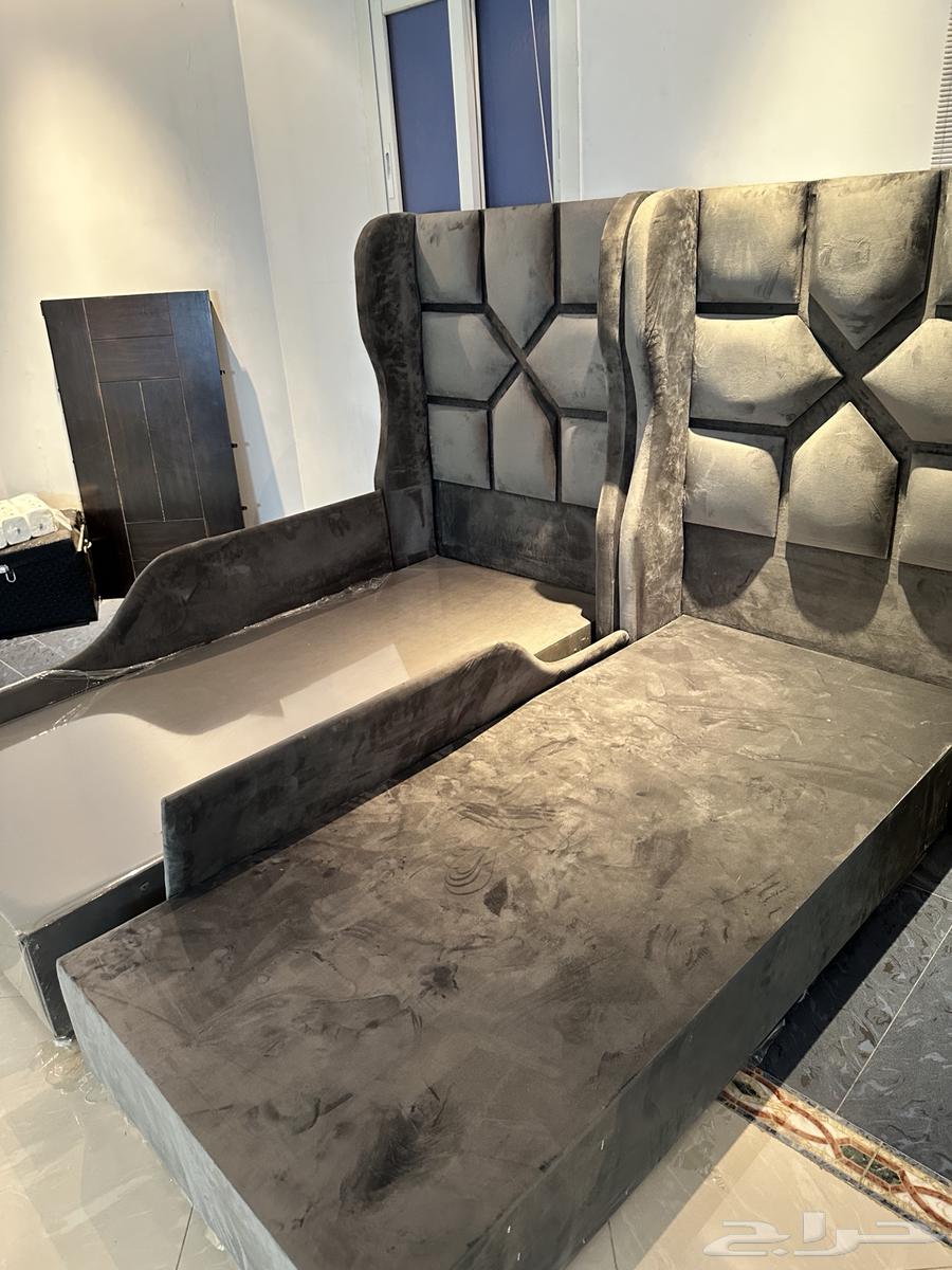 سرير مخمل للاطفال عمر 10 سنين و فوق  خشب ممتاز64492772325634110