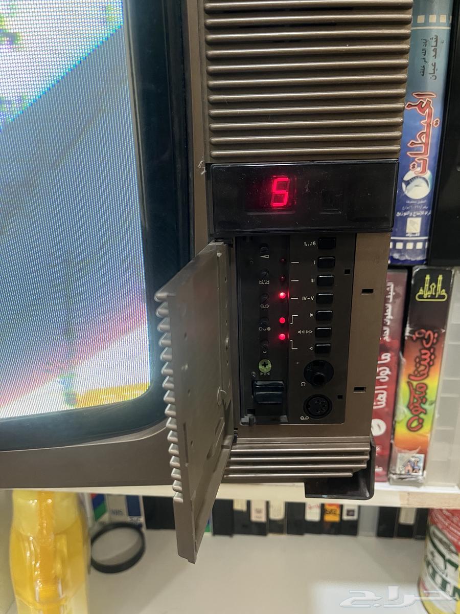 تم تم البيع. تلفزيون تراثي قديم64488630102273111