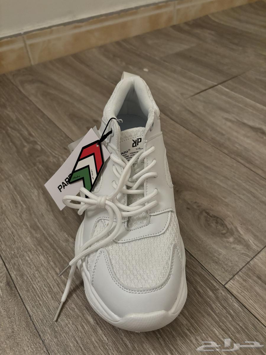 حذيان بيضاء من بابارازو64488741045505114