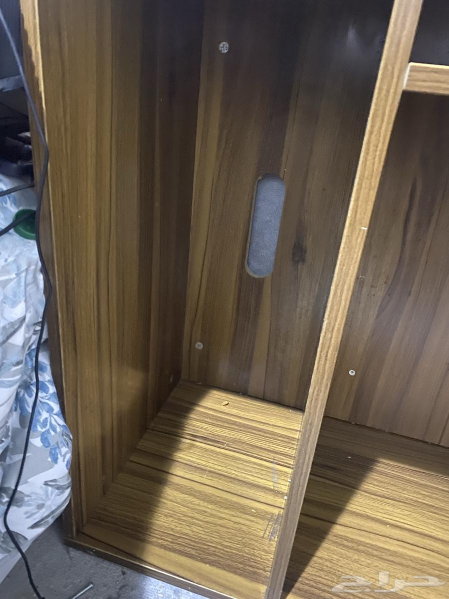 Heavy wooden table that supports weights and sells for 200, negotiable64490951622145112