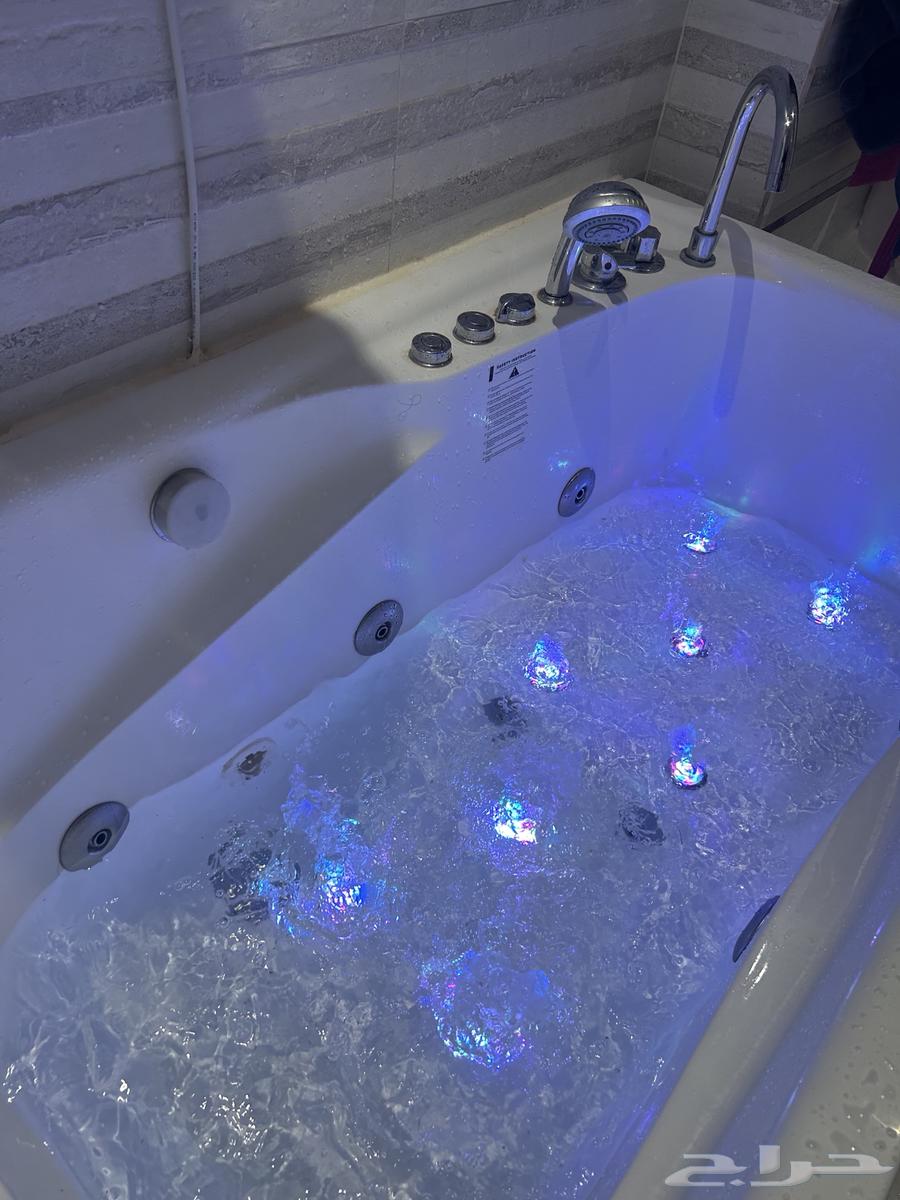 Jacuzzi64493614491393114