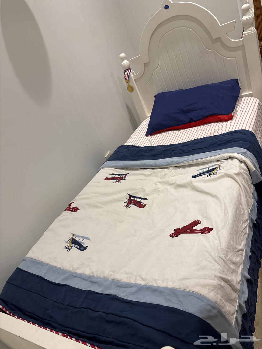 غرفة نوم مفرده بحاله جيده جدا64489916706817112