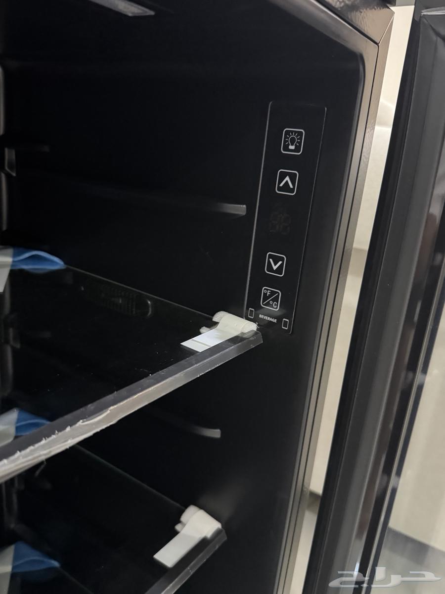 ثلاجة صغيرة للبيع64493739023234114