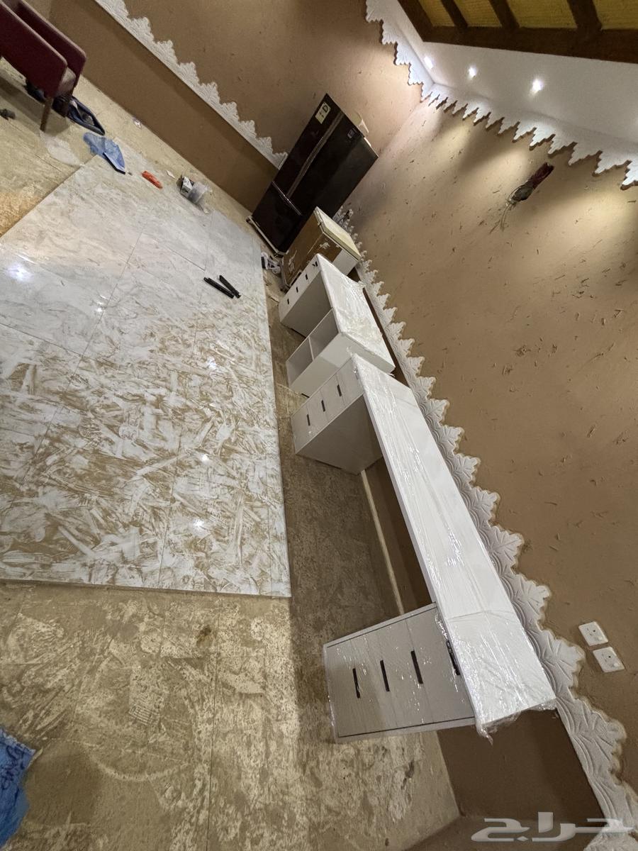 Coffee table64493754437251112