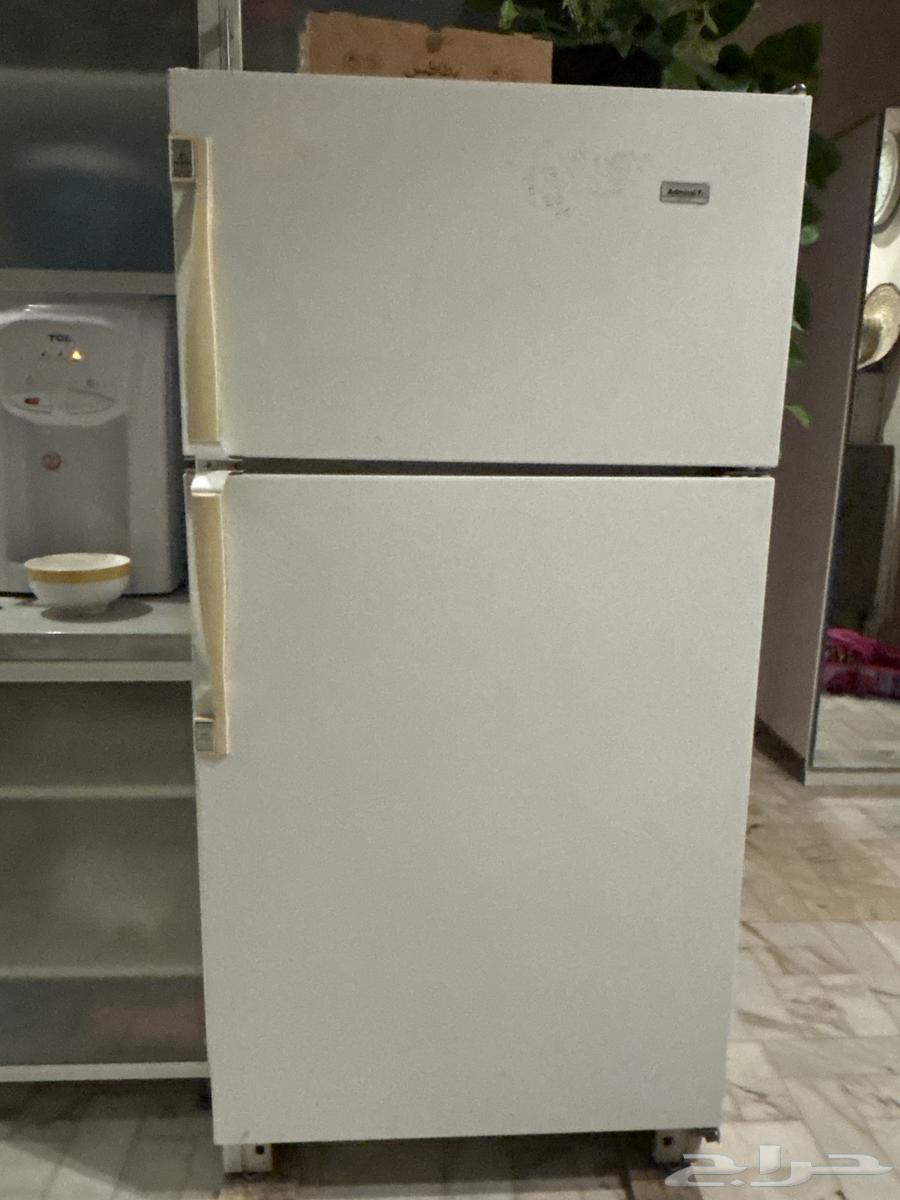 ثلاجة مستخدمه للبيع64486979640065110