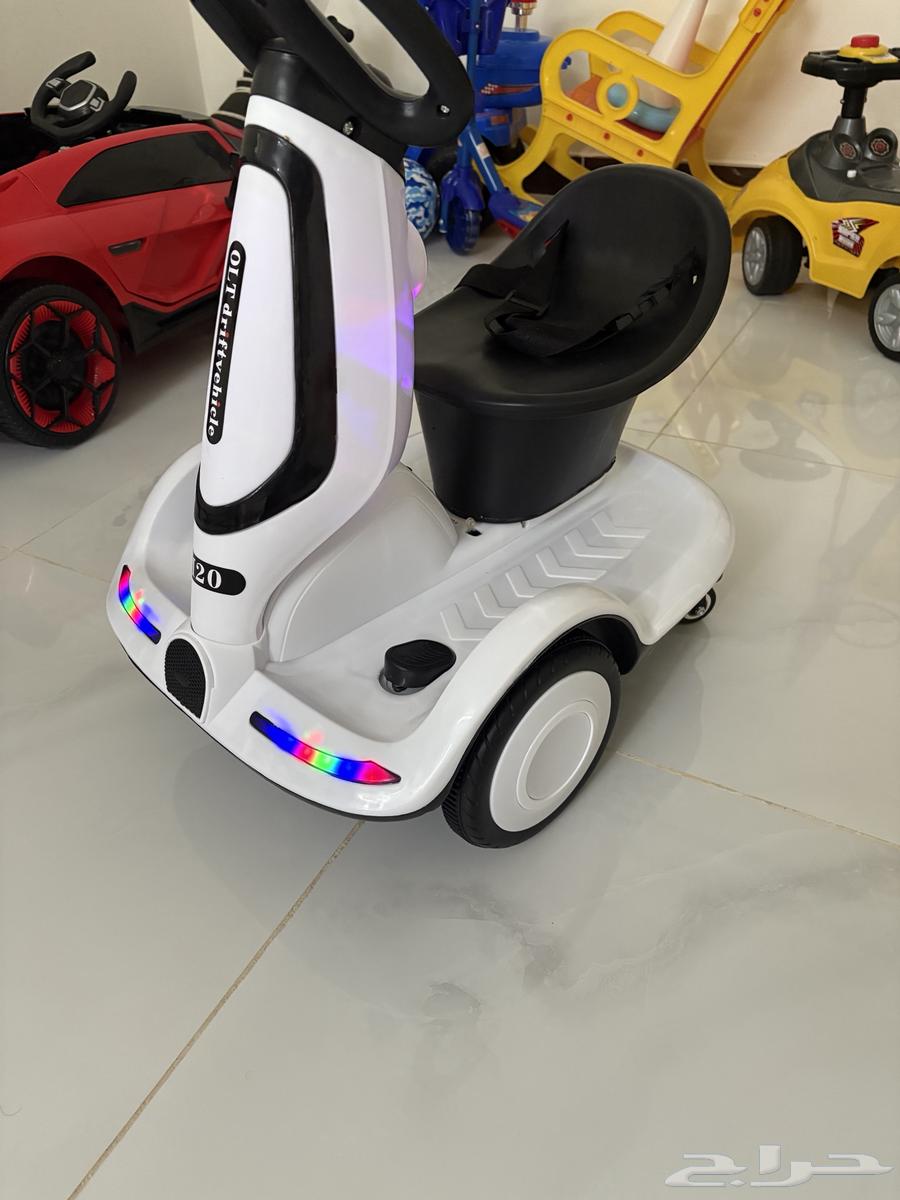 سكوتر كهربائي للاطفال جديد للبيع64488449573251111