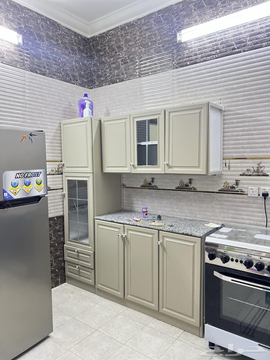 أثاث للبيع كامل في الرين64490055427585110