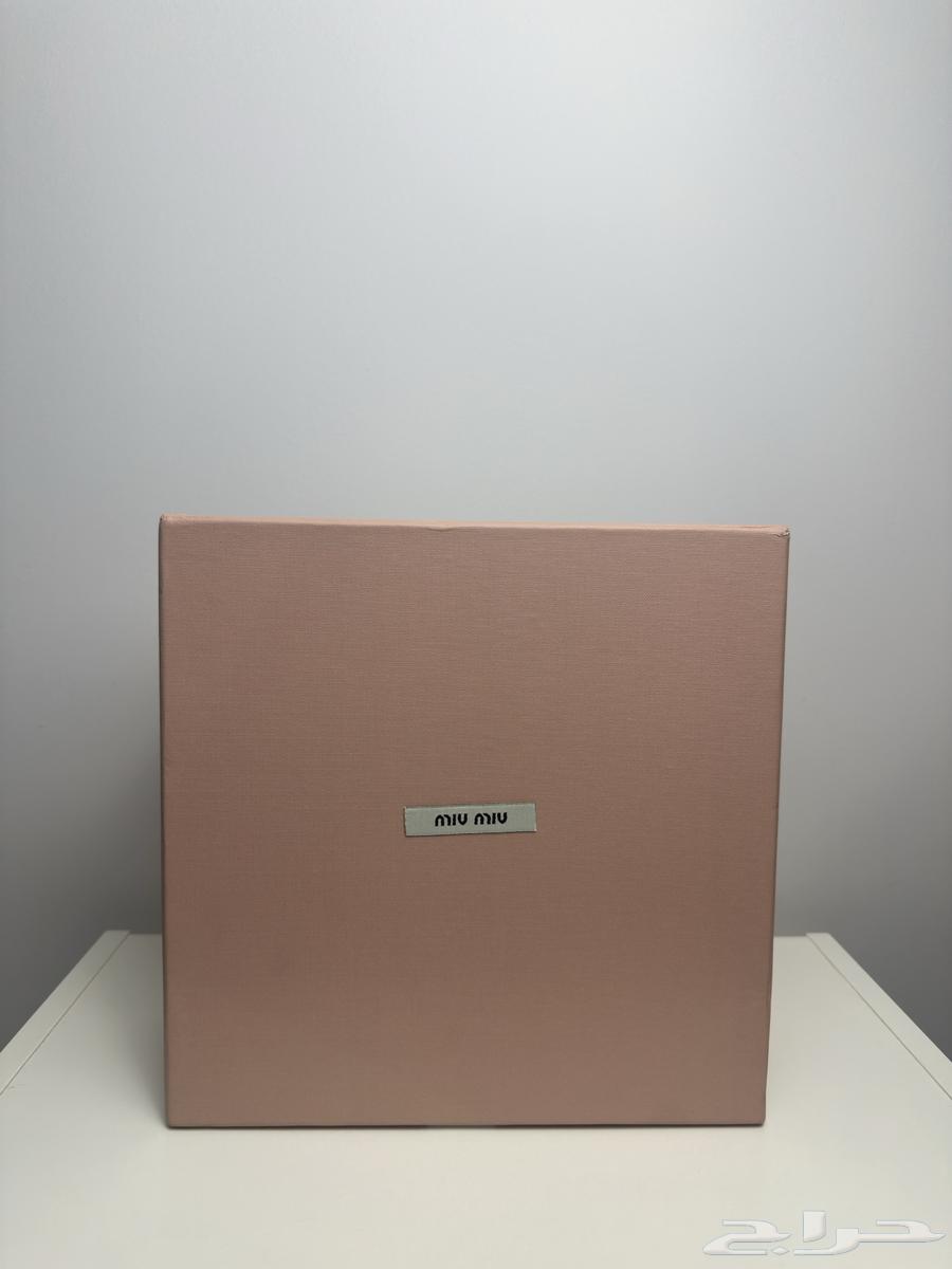 شنطة ميو ميو (Mirror Quality) متوفر تمارا عن طريق الموقع64490633151491111