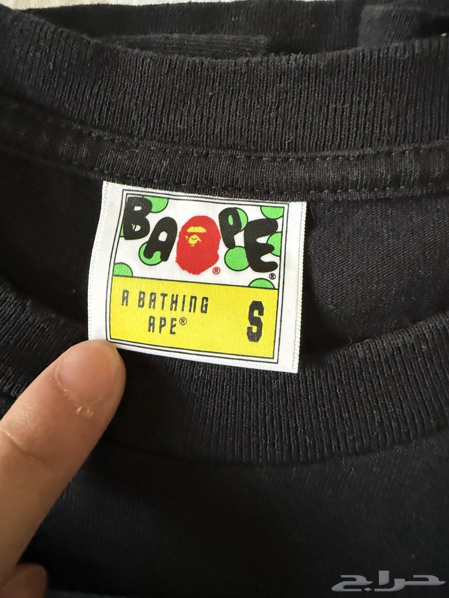 تيشيرت BAPE أصلي (مقاس S)   نقشة النجوم   400 ريال64489834245123111