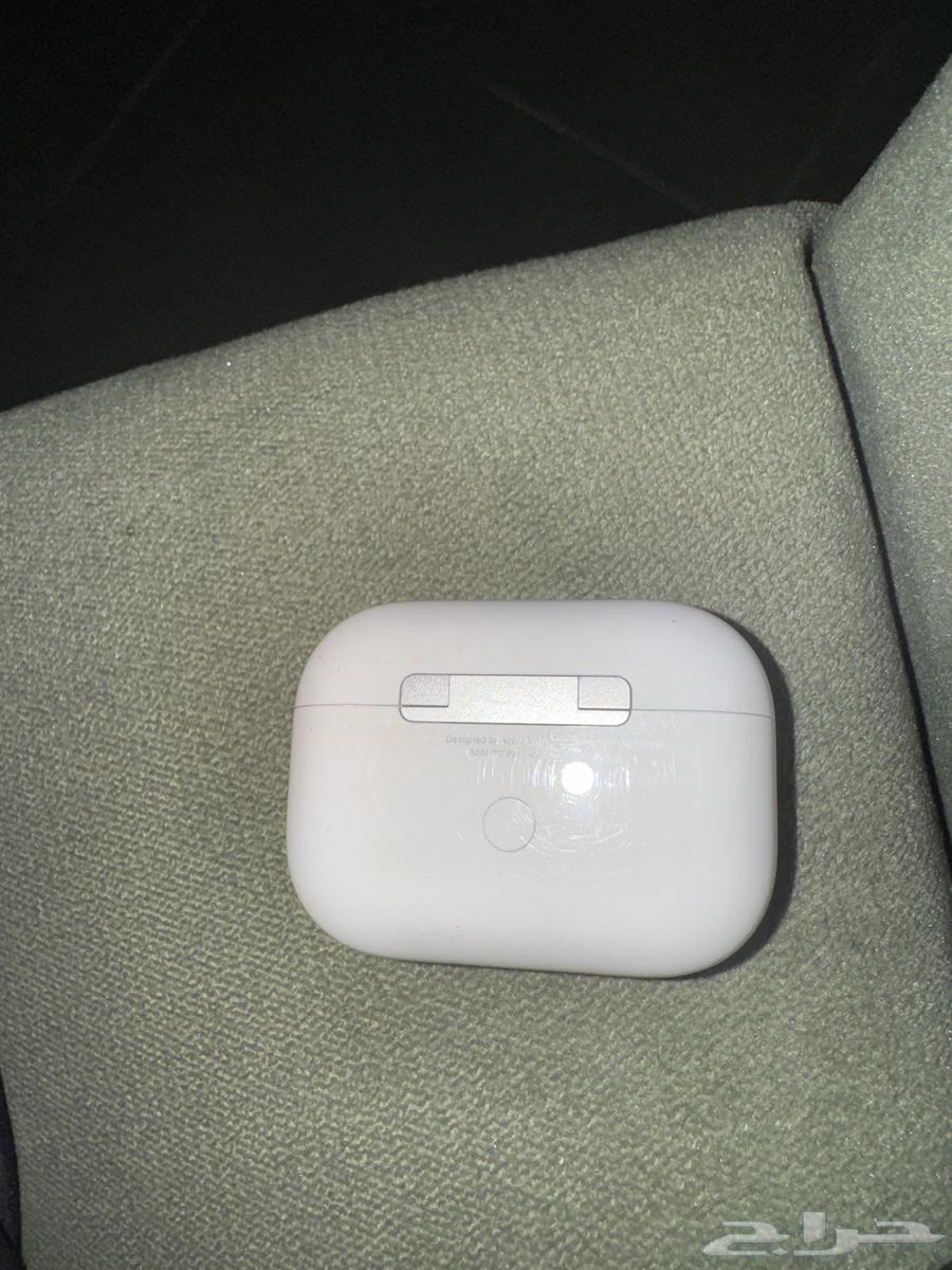 First-generation AirPods Pro in very clean condition64492663424514112