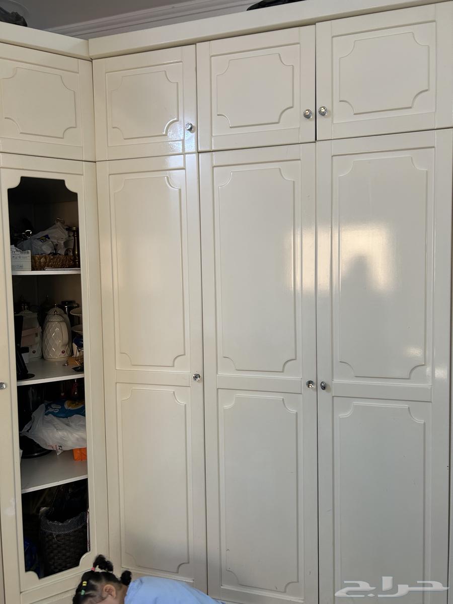 دولاب استخدام نظيف64488560438145112