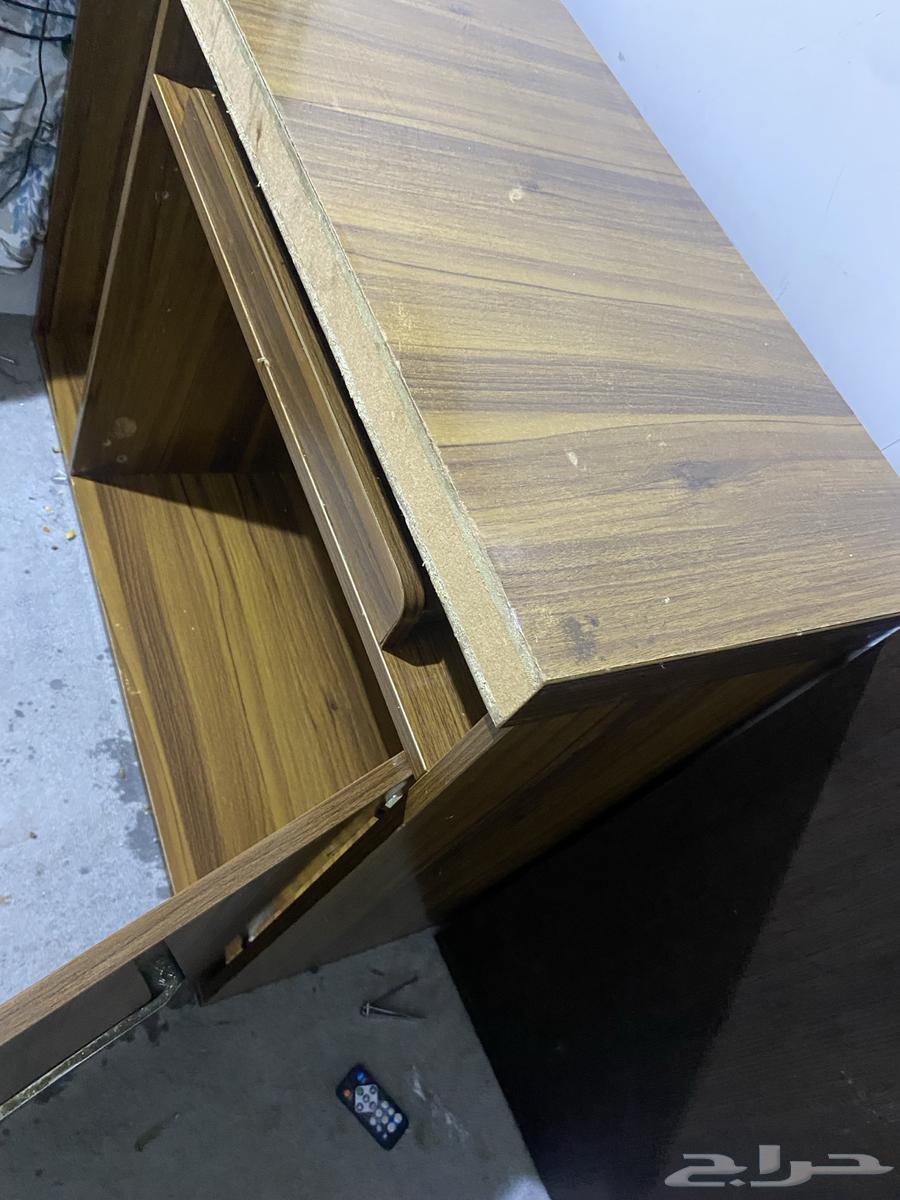 Heavy wooden table that supports weights and sells for 200, negotiable64490951622145113