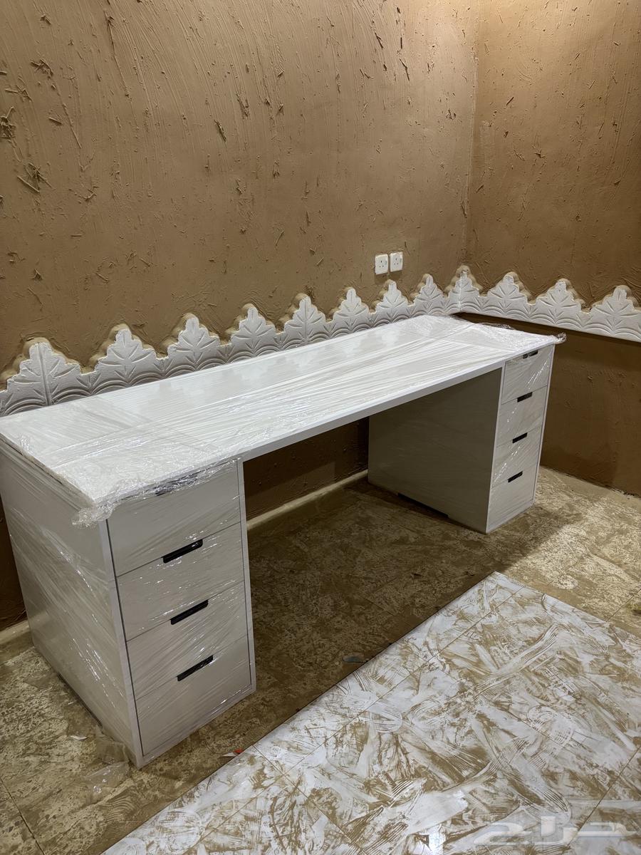 Coffee table64493754437251110