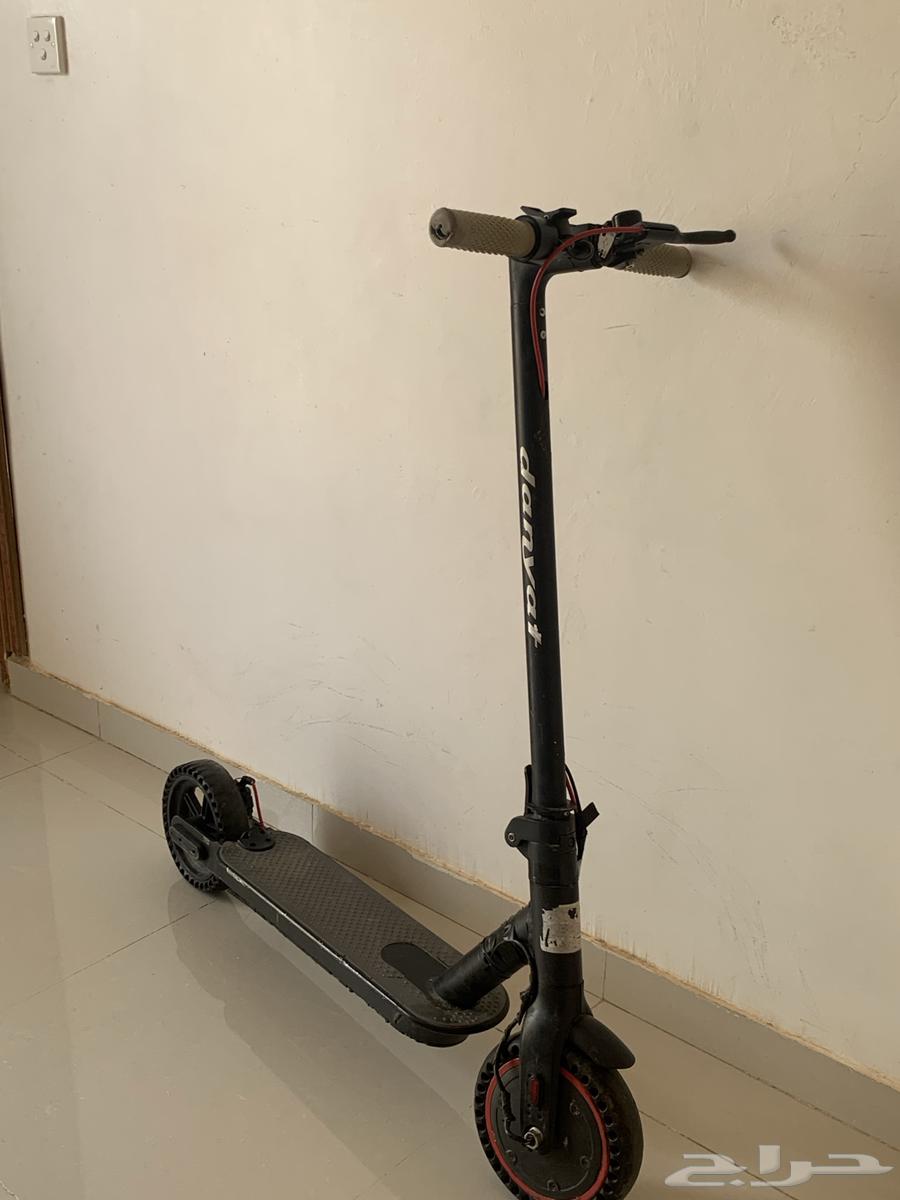 سكوتر مستعمل نضيف فقظ ناقصه بطاريه64490096236546111