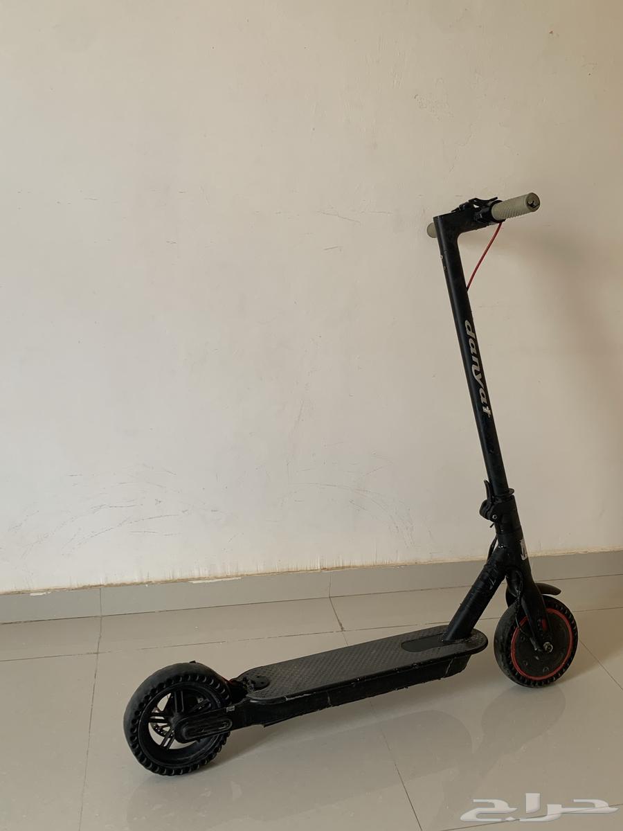 سكوتر مستعمل نضيف فقظ ناقصه بطاريه64490096236546110