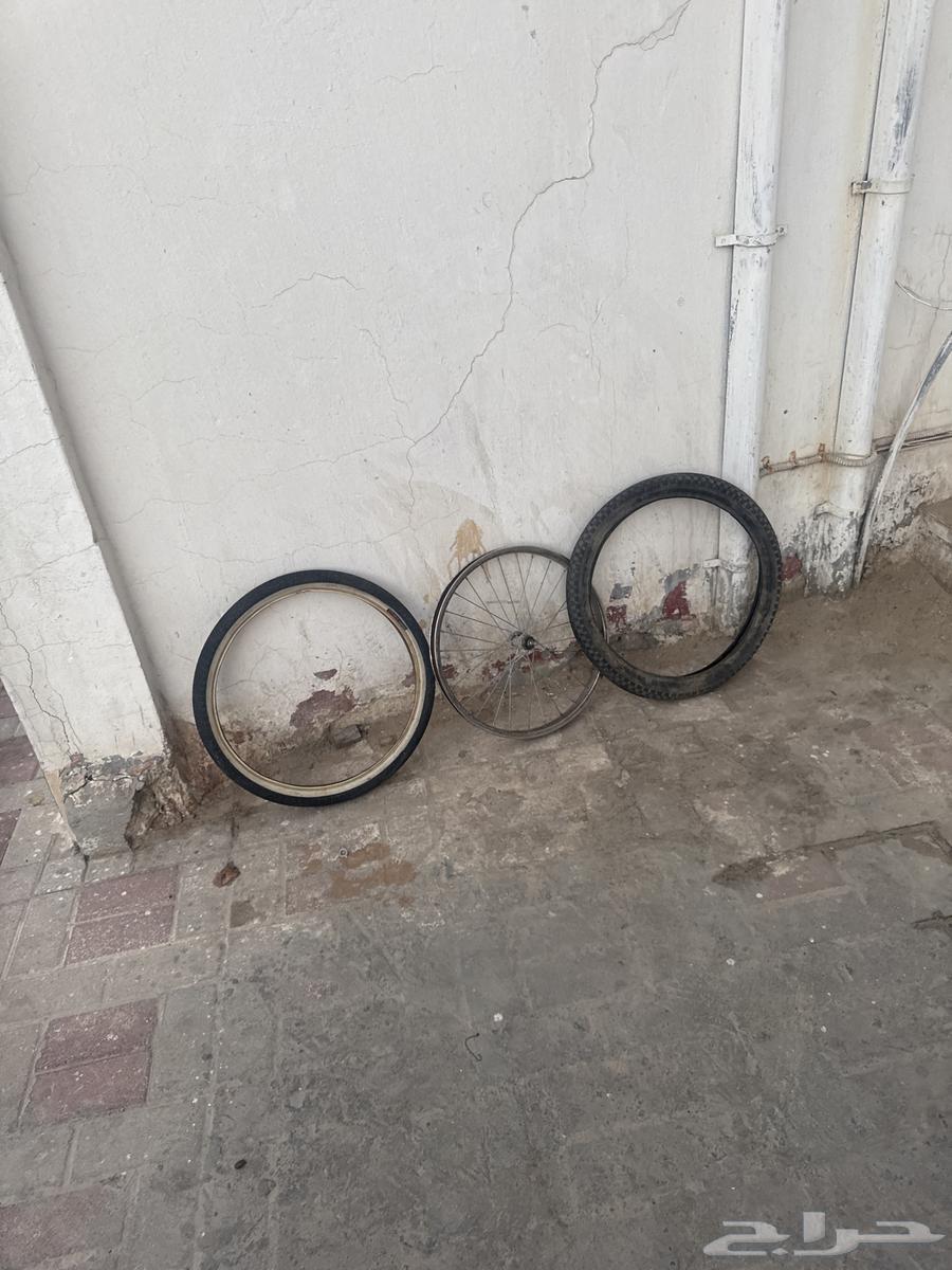 شنطة كفرين للبيع على السوم إذا تبي مع التوصيل بخمسة ريال64491877793666110