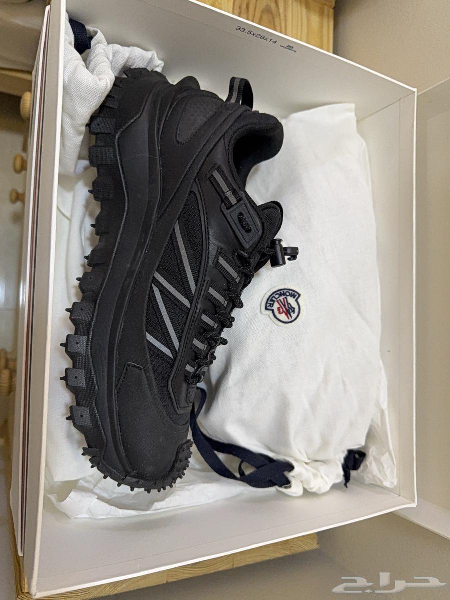 حذاء رياضي خاص في الثلوج و الهايكنق64494591241729112