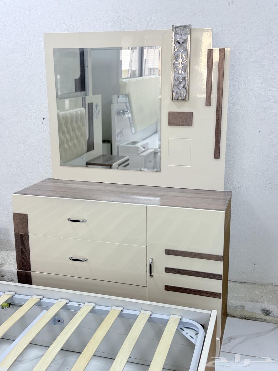 تستخدم غرفة نوم في حالة جيدة مجموعة الصين صنع64490646744322114