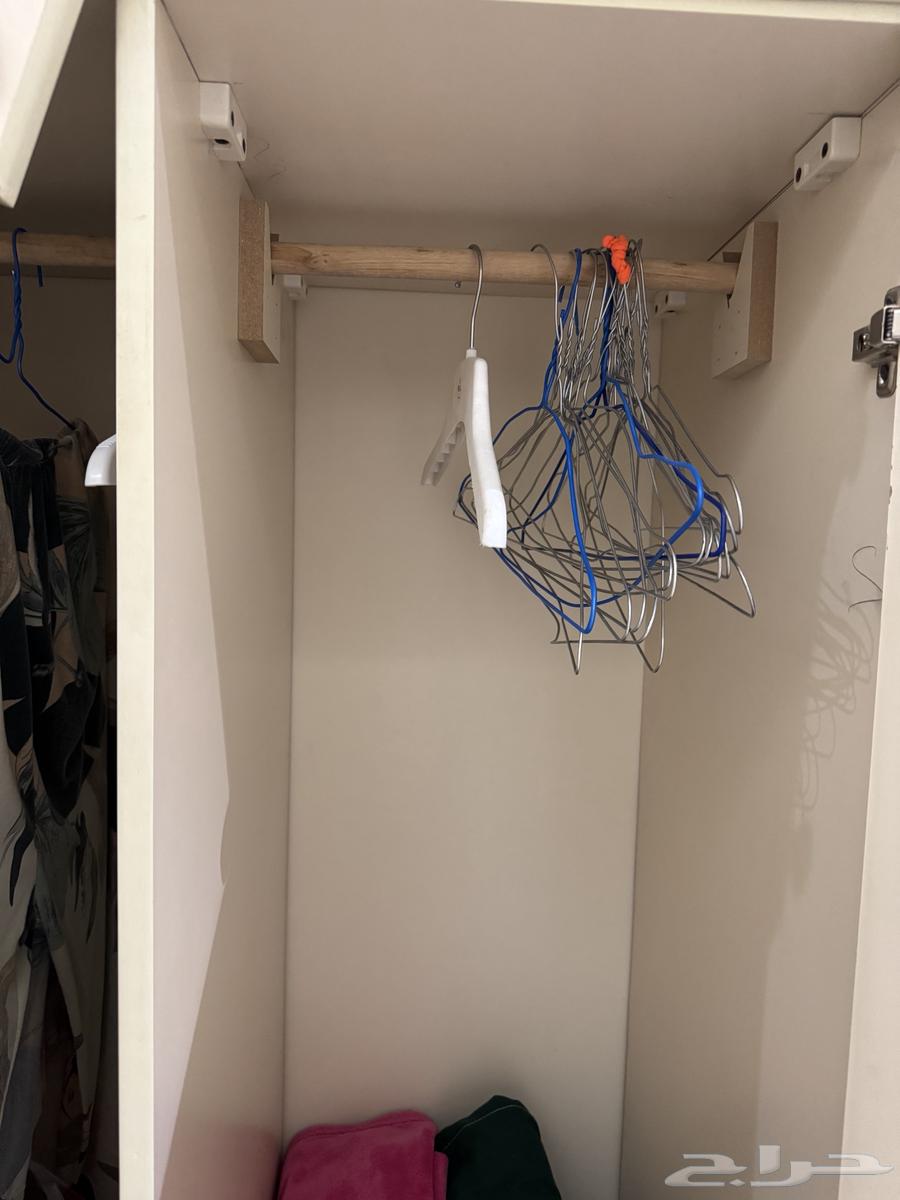 غرفة نوم سرير واحد و دولاب و تسريحه64491039345153114