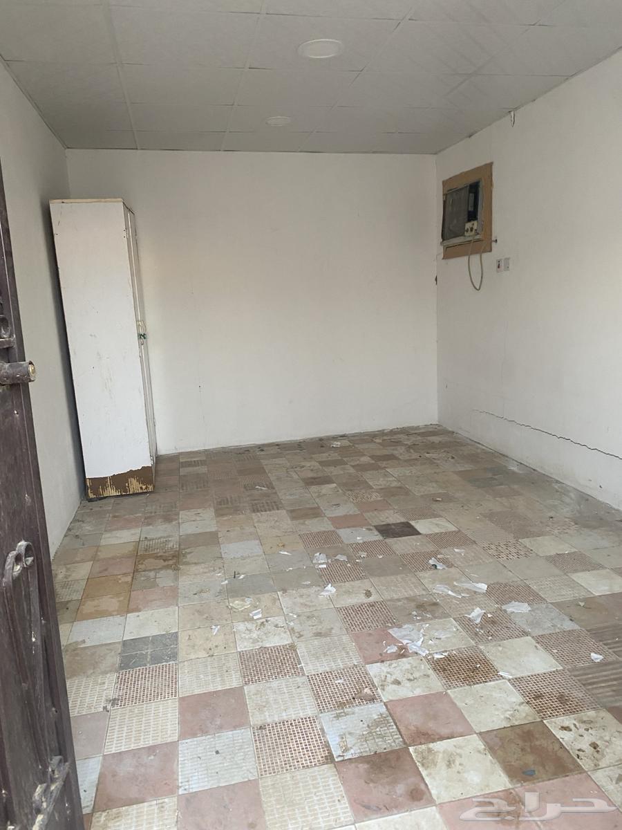 مستودع متنقل وثابت(مخزن)64491523900674110