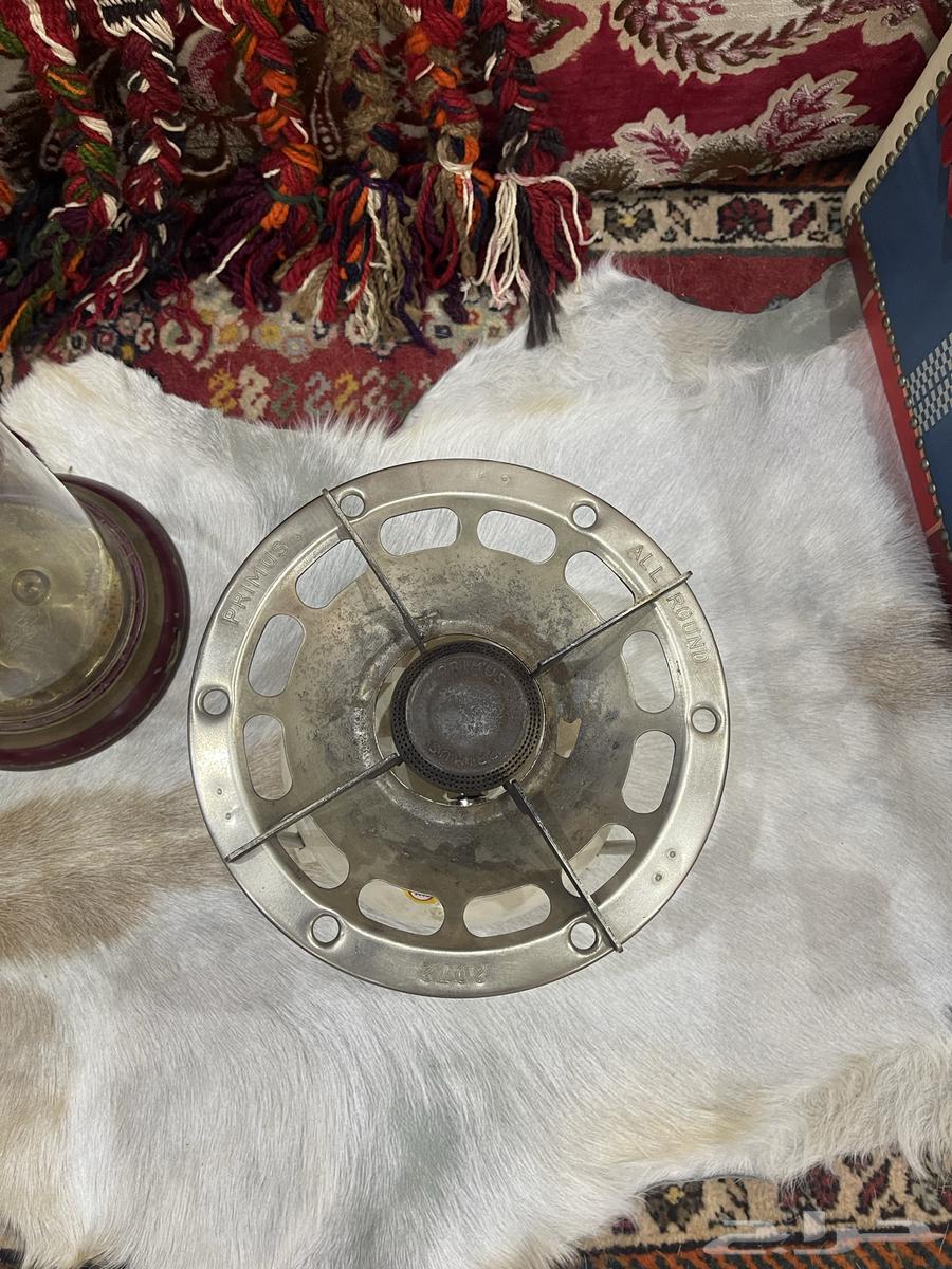 دبه ثلاث ارجل براسها64487622681346111