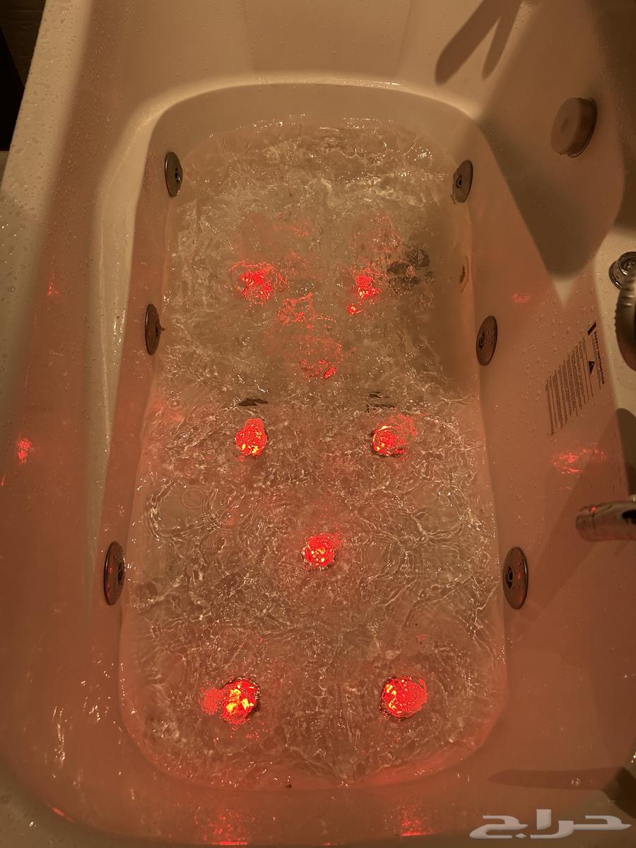 Jacuzzi64493614491393112