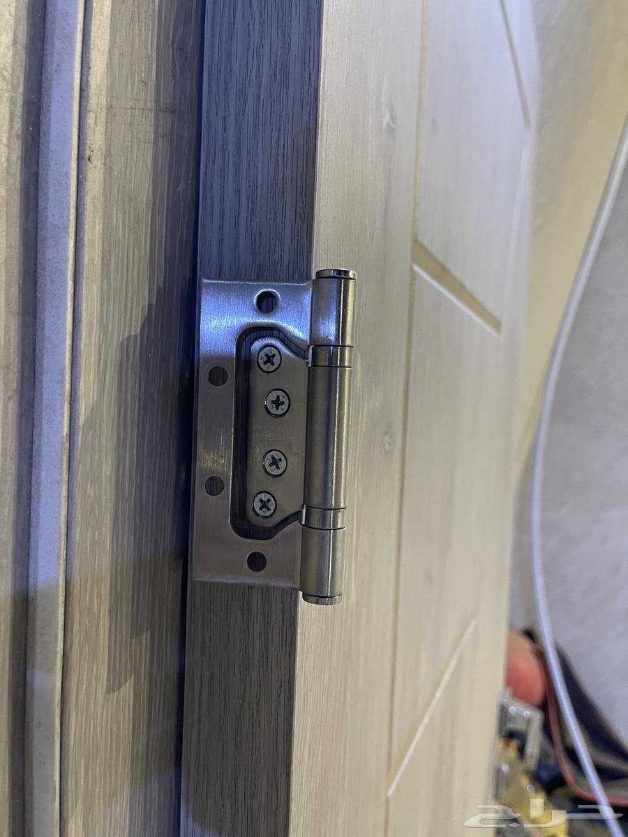 باب للبيع العاجل64493056392323113