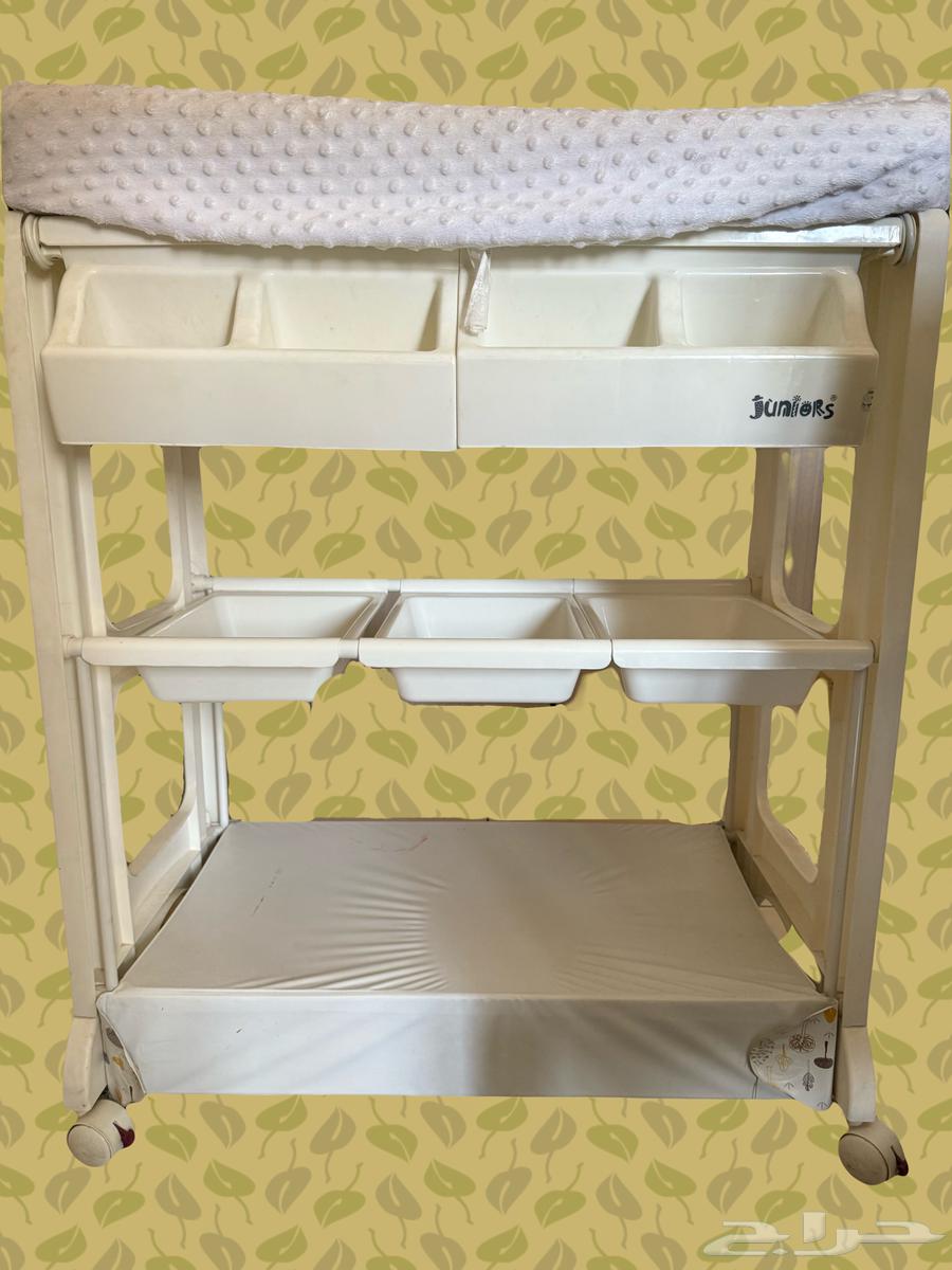 سرير اطفال و طاولة البيبي للبيع64487979014403112
