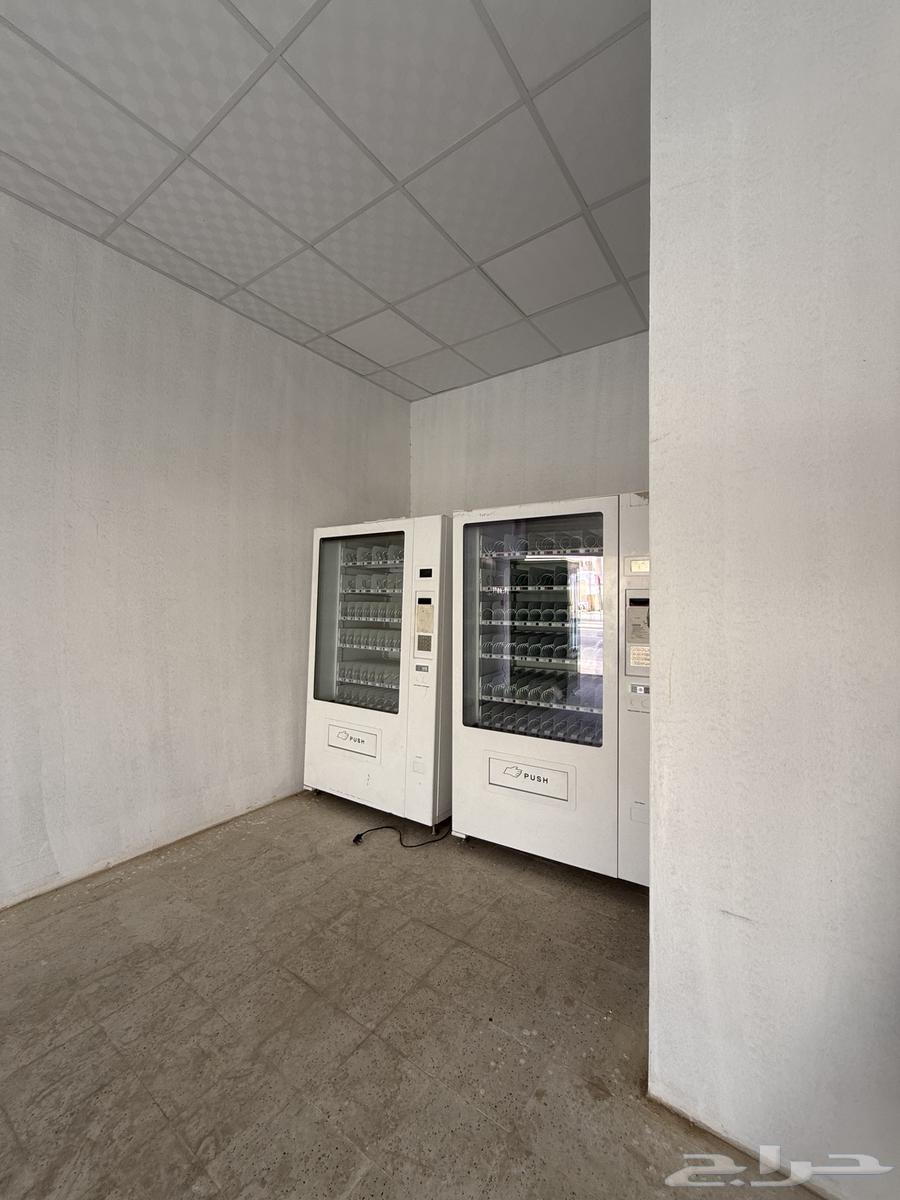 Selling 2 Self-Service Vending Machines64492203291139110