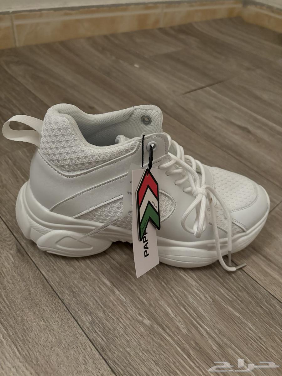 حذيان بيضاء من بابارازو64488741045505110