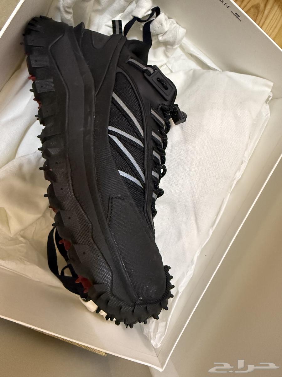 حذاء رياضي خاص في الثلوج و الهايكنق64494591241729113