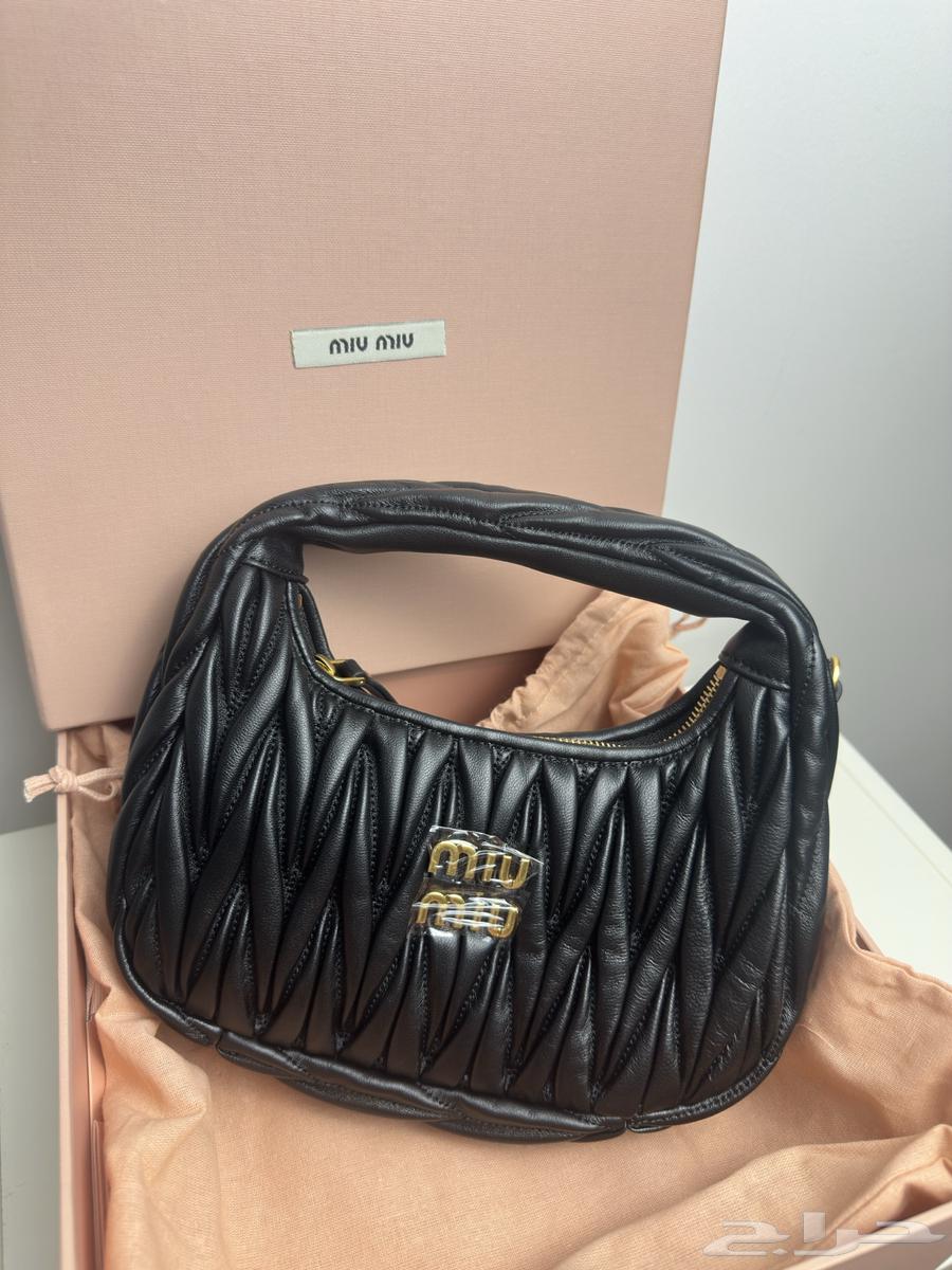 شنطة ميو ميو (Mirror Quality) متوفر تمارا عن طريق الموقع64490633151491110