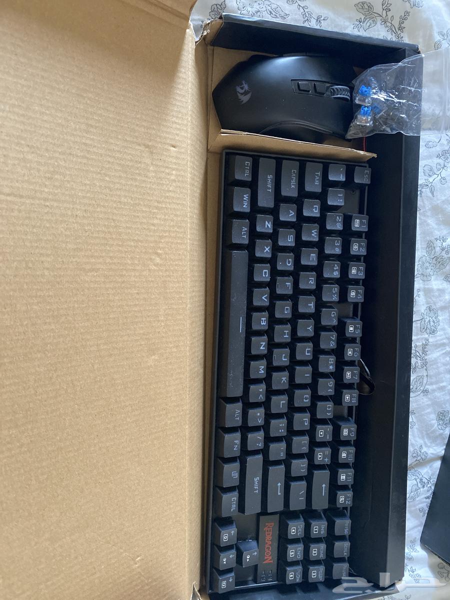 Gaming keyboard and mouse for sale, selling microphone64489766250626111