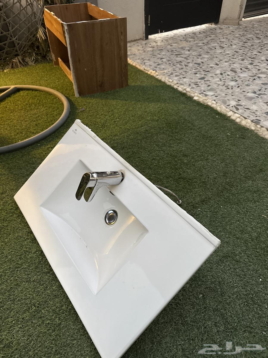 Laundry64492040482690111