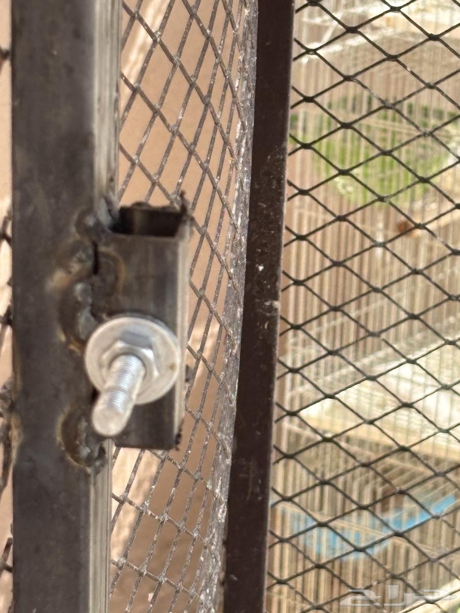 Cage. Large. One meter by one and a half meters in height.64490454597761111