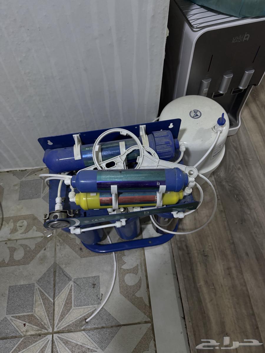 Large refrigerator and a clean cooler64494827301123111