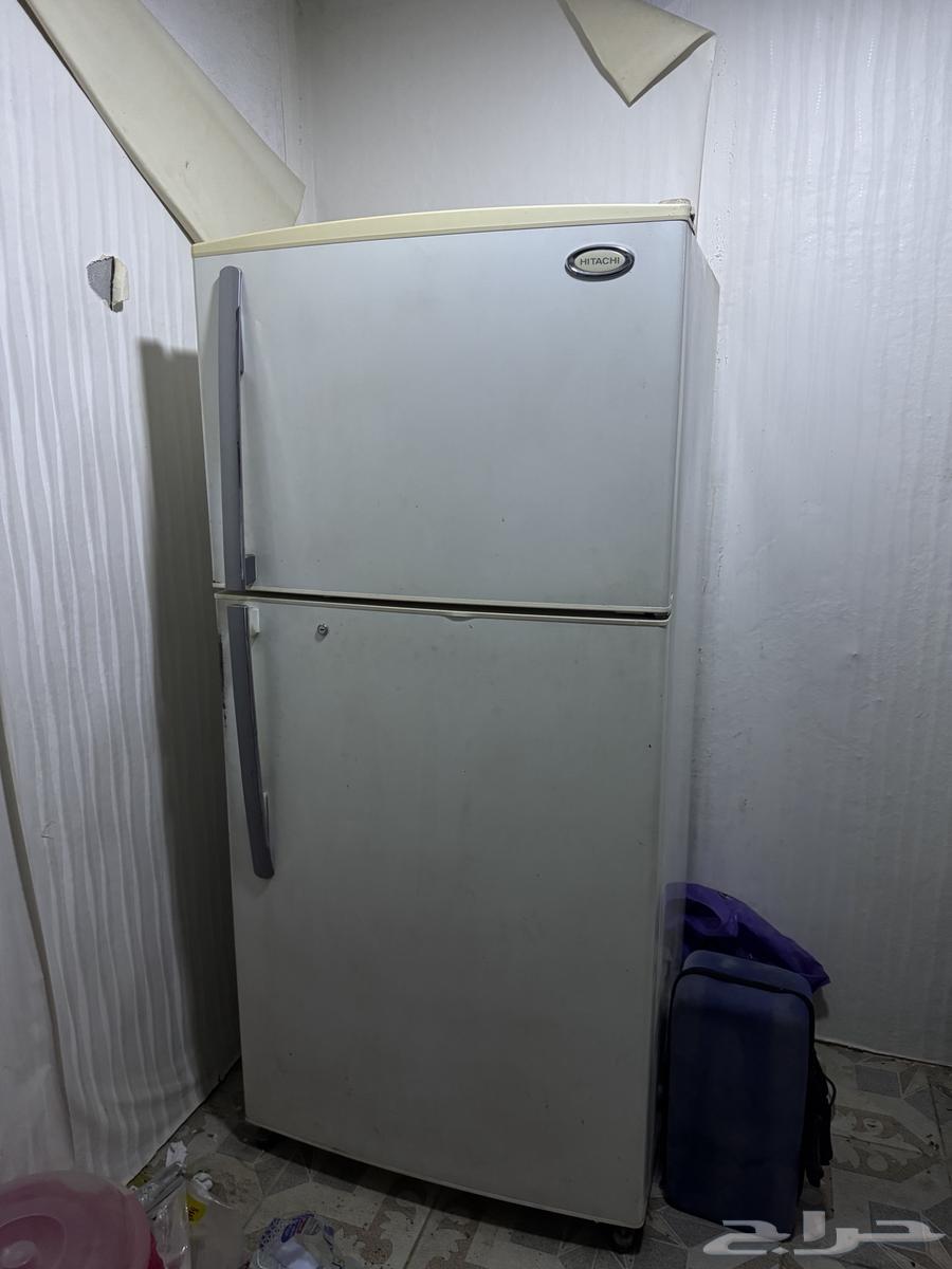 Large refrigerator and a clean cooler64494827301123112