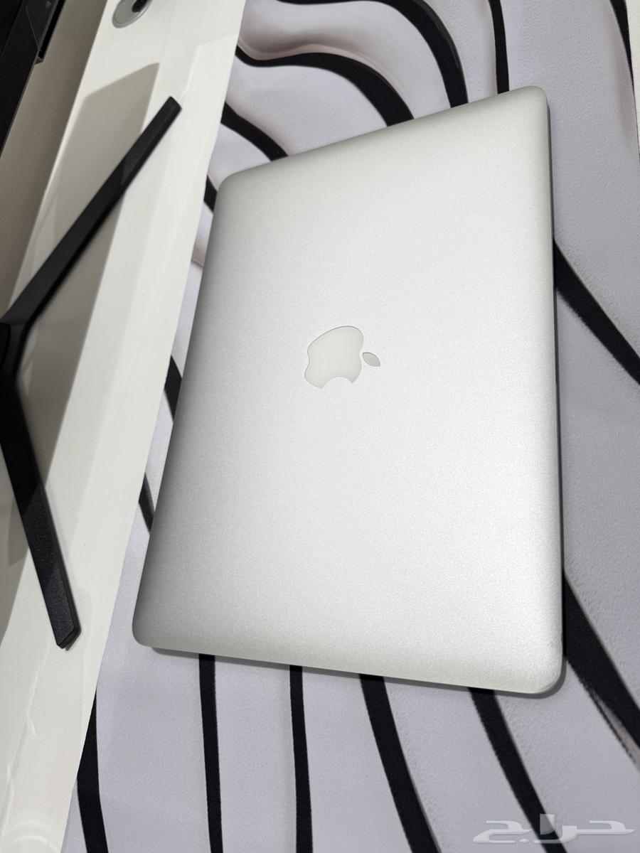 جهاز ماك بوك اير شبه جديد ( MacBook Air 2017 )64490317339523113